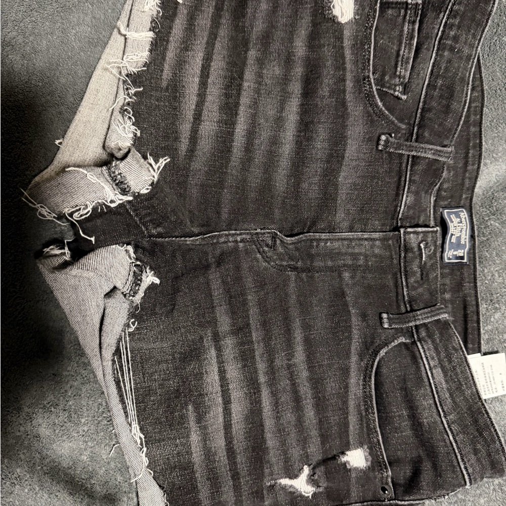Abercrombie & Fitch Black Distressed Women Shorts
